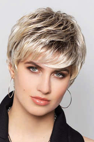 Short hair wig, Brand: Gisela Mayer, Model: Sun Stay